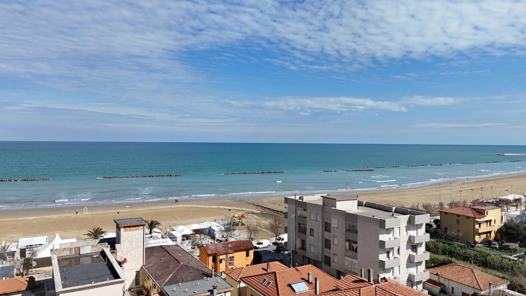 Se041 - Senigallia, Quadrilocale Accessoriato A 150Mt Dal Mare Eksteriør bilde